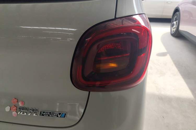 Used Wuling Hongguang MINIEV 2025 Four-Door Version Advanced Edition