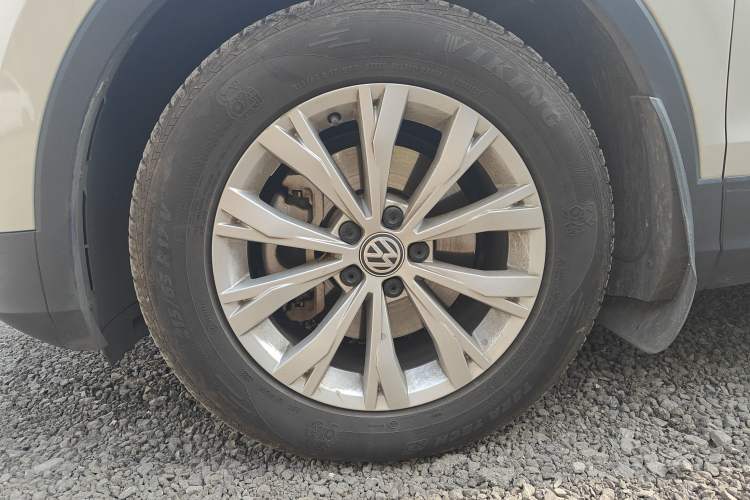 Used Volkswagen Tiguan L 2018 330TSI Automatic Two-Wheel Drive Luxury Edition
