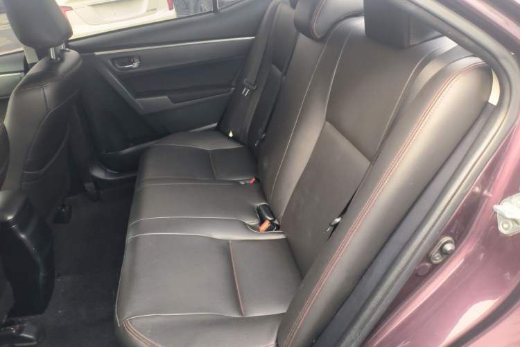 Used Toyota Levin 2017 Revised Dual-Engine 1.8H GS E-CVT Elite Sunroof Version China V Standard
