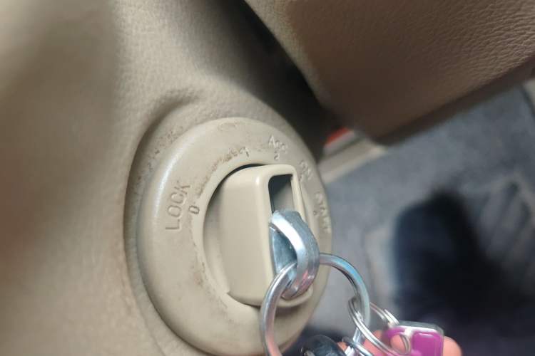 Used Nissan Tiida 2008 1.6L Automatic Smart Version Vehicle Key