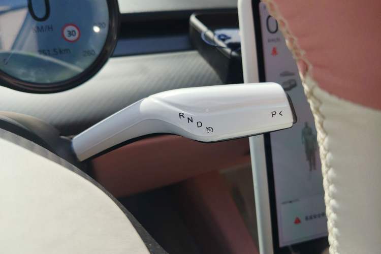 Used Tesla Model Y 2021 Standard Range Rear-Wheel Drive Version