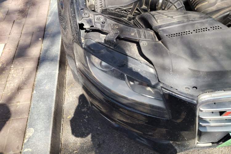 Used Audi A4L 2011 1.8 TFSI Comfort Model Right Front Headlight