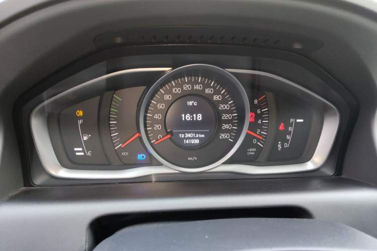 Used Volvo XC60 2016 T5 Smart Upgrade Model