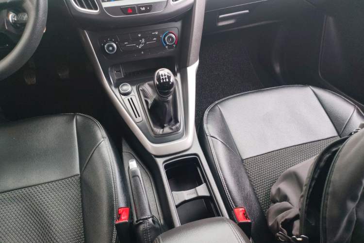 Used Ford Focus 2017 Hatchback 1.6L Manual Comfort Plus SmartDrive Edition