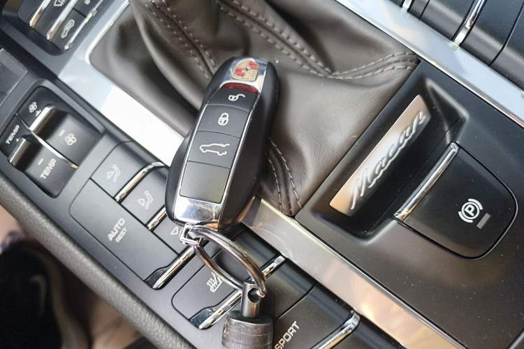 Used Porsche Macan 2017 Macan 2.0T