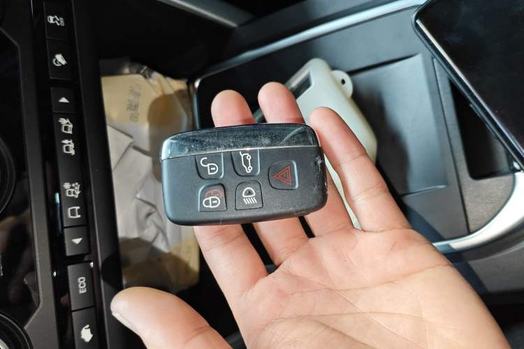 Used Land Rover Discovery Sport 2017 2.0T SE