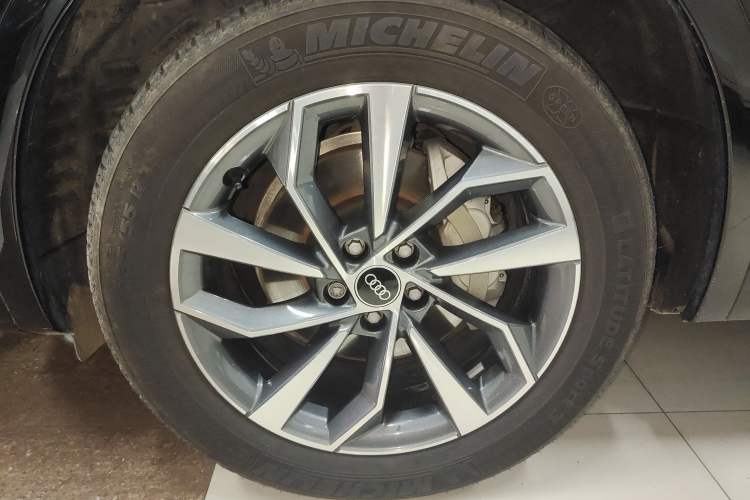 Used Audi Q5L 2023 40T Luxury Dynamic Model