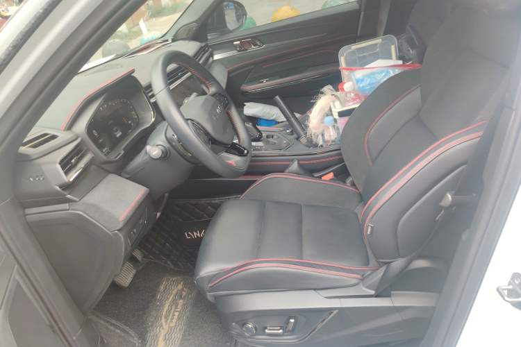 Used Lynk & Co 05 2020 2.0TD Four-Wheel Drive HypeHalo
