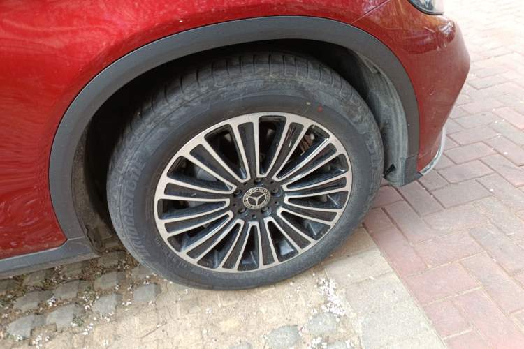 Used Mercedes-Benz GLC 2019 GLC 260 L 4MATIC Dynamic Model Right Front Wheel Hub