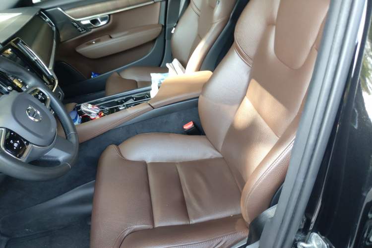 Used Volvo S90 2021 B5 Zhiyuan Luxury Edition