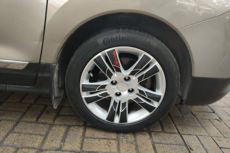 Used Peugeot 3008 2015 2.0L Automatic Trend Edition Right Front Wheel Hub