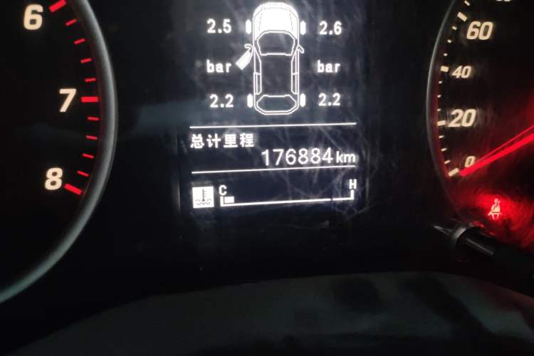 Used Baojun 730 2019 1.5L Manual Fashion Model 7-seater China VI