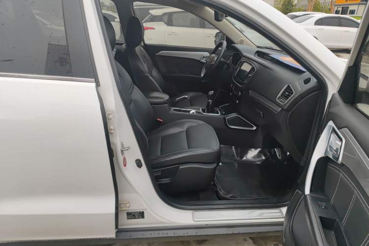 Used Geely Auto Vision X6 2016 1.8L Manual Luxury Model