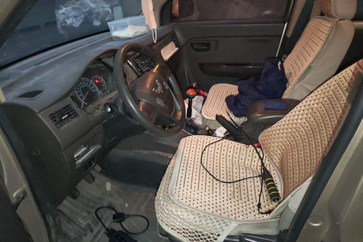 Used Wuling Rongguang V 2018 1.5L Standard Version Left Front Seat