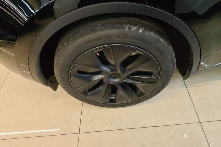 Used Tesla Model Y 2023 Rear-Wheel-Drive Version