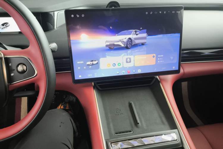 Used EXEED Star Era ES 2025 Extended-Range Pro High-Speed Driver Assistance Audio And AC Panel