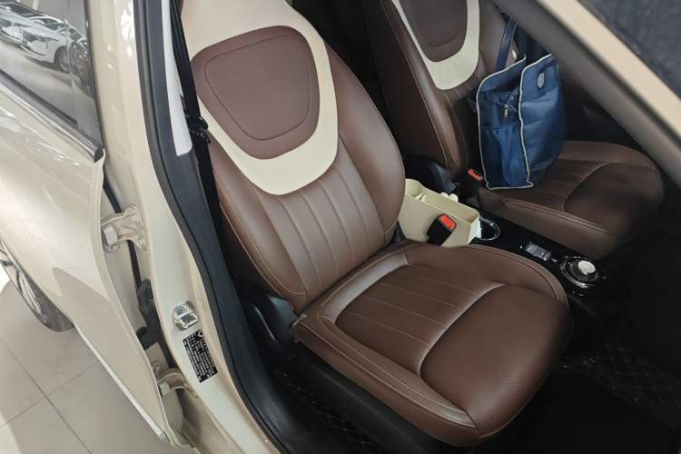 Used Wuling Bingo 2023 333 km Lingxi Connected+ Version