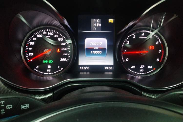 Used Mercedes-Benz V-Class 2018 V 260 AMG Sport Edition China V Emission Standard
