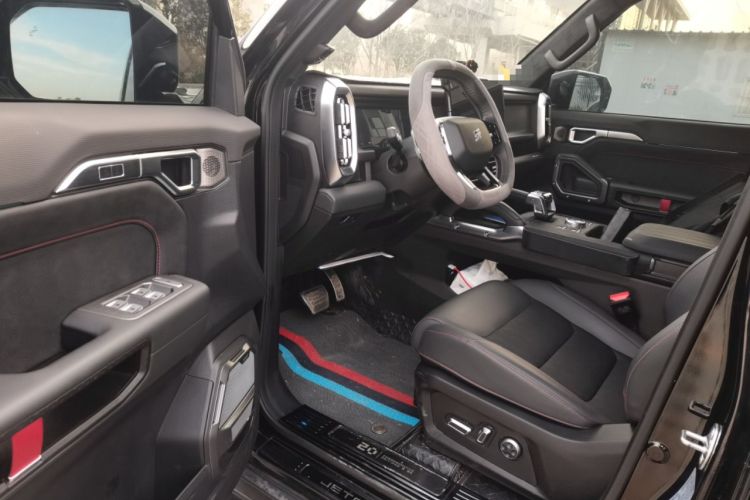 Used JETOUR Traveler 2025 2.0T Automatic All-Wheel Drive 200 000 Yuan Commemorative Edition