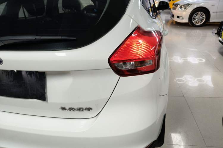 Used Ford Focus 2017 Hatchback 1.6L Automatic Comfort Plus SmartDrive Edition