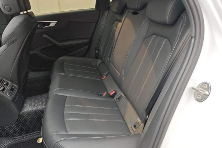 Used Audi A4L 2023 40 TFSI Luxury Dynamic Model Left Rear Seat