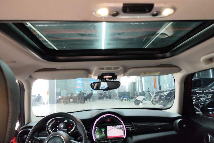 Used MINI 2021 1.5T COOPER Classic Edition Five-Door Version
