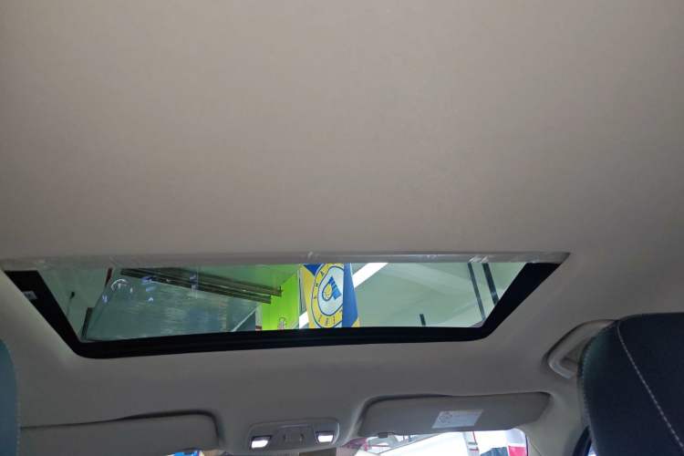 Used Geely Auto Emgrand X7 Sport 2021 Million Edition 1.8TD DCT Two-Wheel Drive Comfort Model
