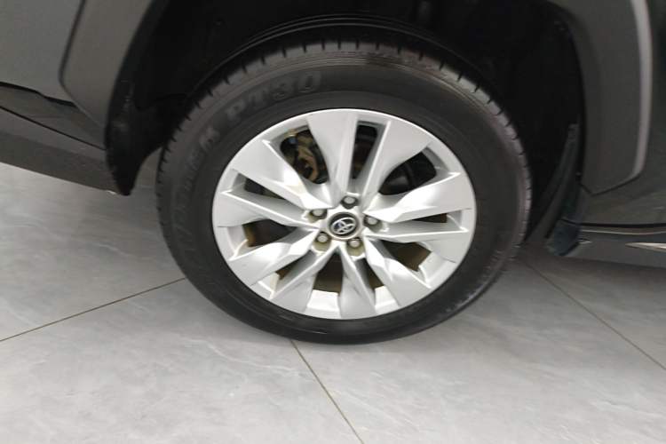 Used Toyota Wildlander 2022 2.0L CVT Two-Wheel Drive Leading Edition Right Rear Wheel Hub