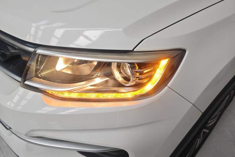 Used CHANGAN CS35PLUS 2018 1.6L Automatic Changlian Edition China V Standard
