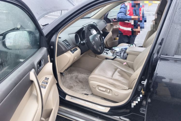 Used Toyota Highlander 2009 3.5L 4x4 7-Seater Luxury Edition Driver Seat