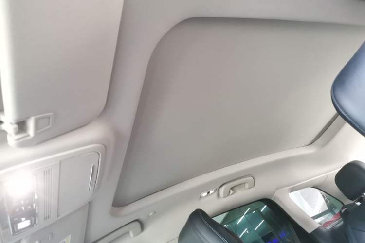 Used Lincoln Corsair 2024 1.5T Two-Wheel Drive Deluxe Hybrid Version