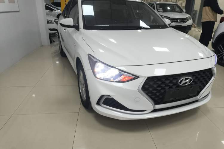 Used Hyundai Celesta 2020 1.6L Automatic GL Enjoyable Edition