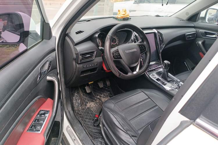 Used Leopaard CS9 2017 1.5L Manual Comfort Model
