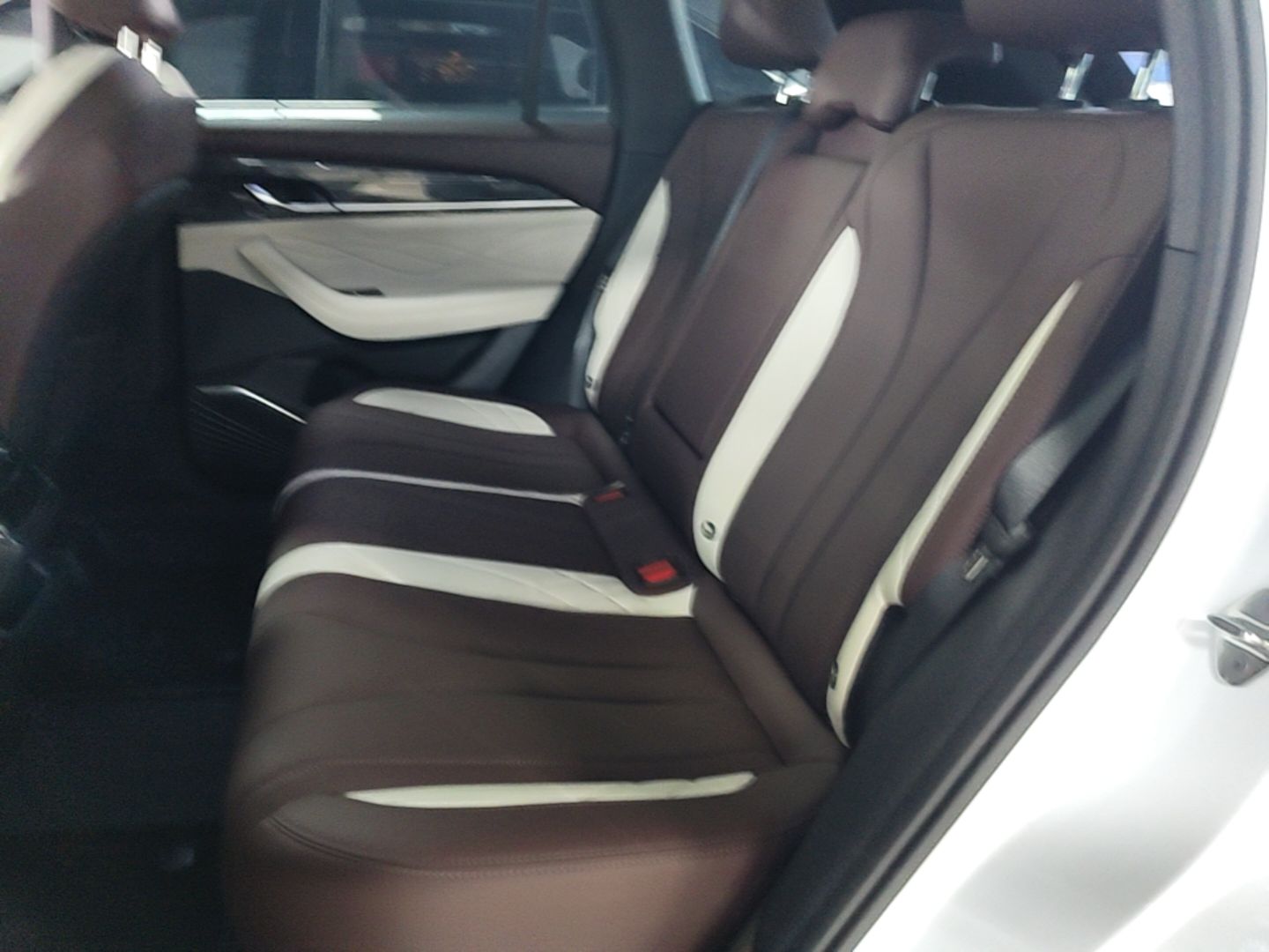 Geely Auto Monjaro L 2021 2.0TD DCT EVO Two-Wheel Drive Prestige Version — снимка 20