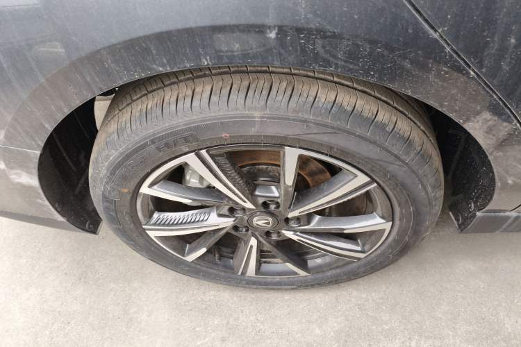 Used CHANGAN Eado 2025 Blue Whale 1.5T 500Bar Prestige Model
