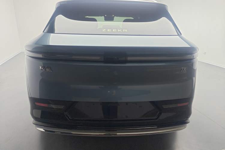 Used Zeekr 7X 2025 75 kWh Rear-Wheel Drive Intelligent Driving Version
