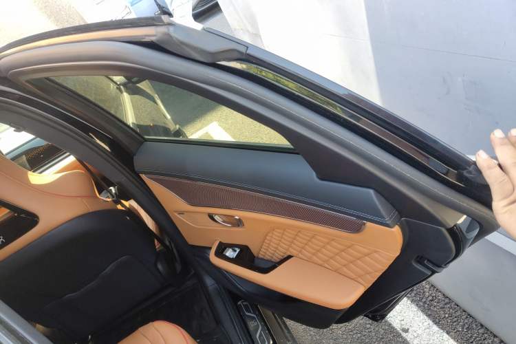 Used BYD Han 2022 EV Genesis Edition 610KM All-Wheel Drive Premium Model
