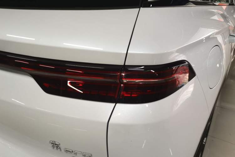 Used BYD Song Pro New Energy 2025 Second-Generation Intelligent Driving Version DM-i 115KM Excellence Edition Exterior 3