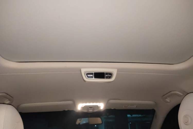 Used Mercedes-Benz V-Class 2018 V 260 L Prestige Extended Version China VI