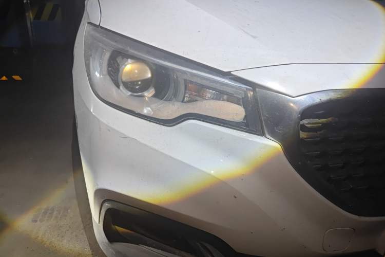 Used MG ZS 2018 1.5L Automatic Luxury Edition China V Standard
