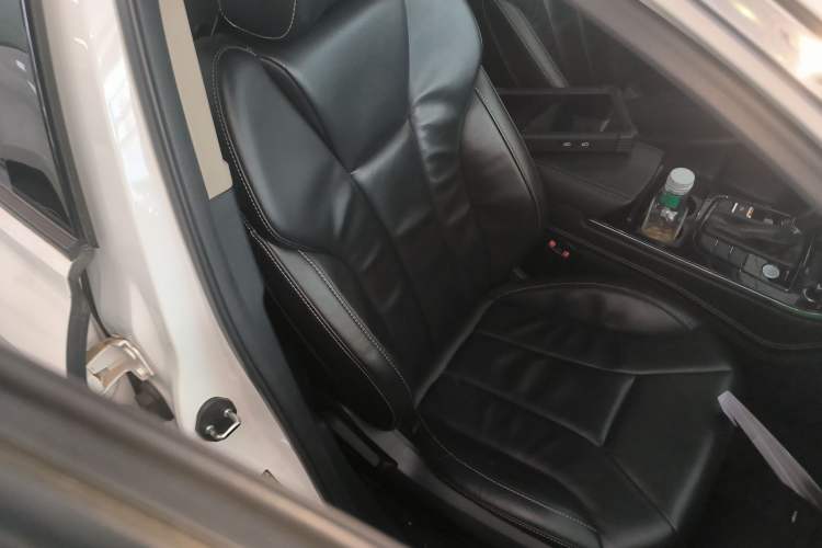 Used Hongqi H5 2019 30TD Dynamic Edition
