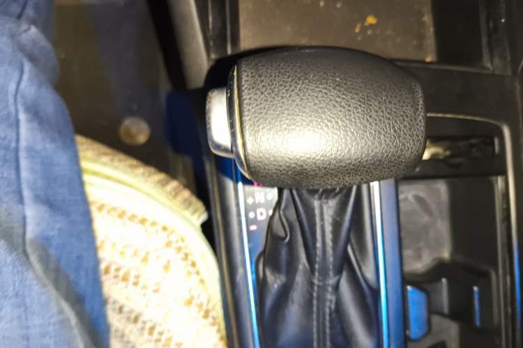 Used Kia K5 New Energy 2018 2.0L Smart Enjoyment Version Gear Lever