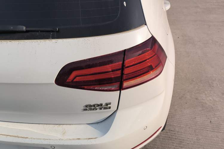 Used Volkswagen Golf 2018 230TSI Automatic Comfort Model Right Rear Taillight