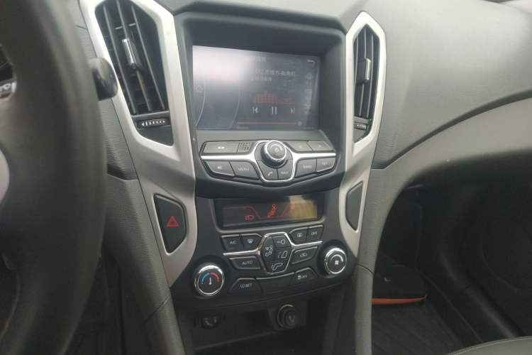 Used Chery Arrizo 7 2015 1.5T Manual ZhiXiang Edition