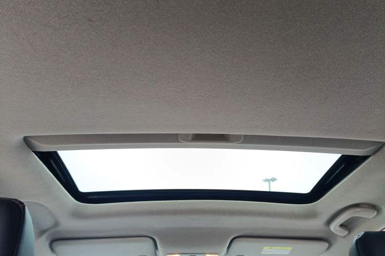 Used CHANGAN CS15 2019 1.5L Automatic Entry Model China VI Standard
