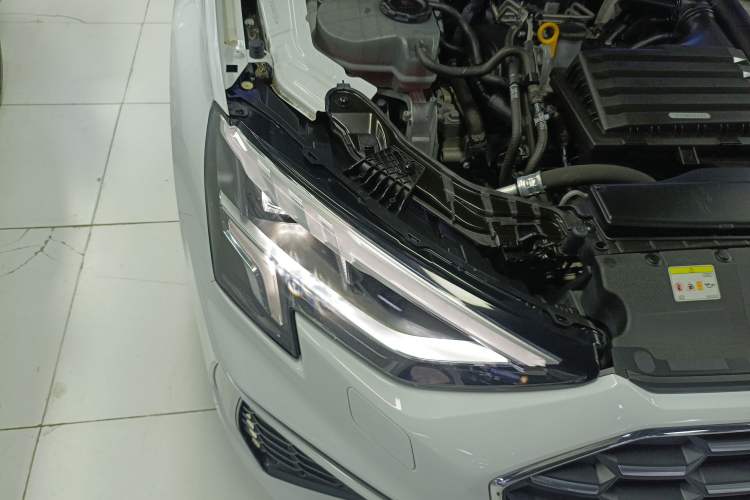 Used Audi A3 2021 Sportback 35 TFSI Fashionable Sports Model Right Front Headlight