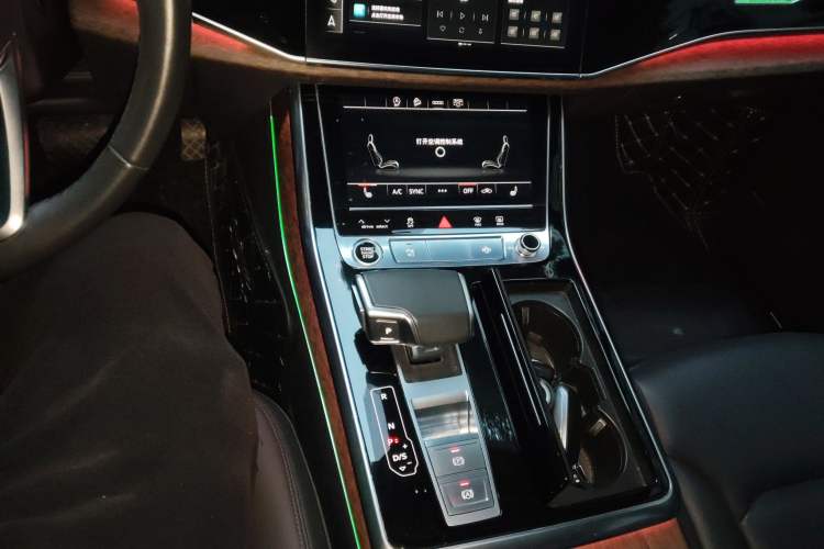 Used Audi Q7 2021 45 TFSI quattro S line Sport model