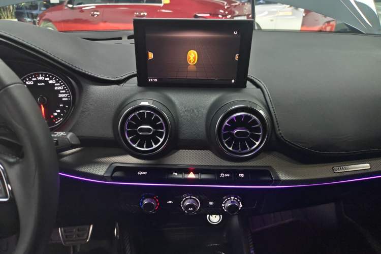 Used Audi Q2L 2021 35 TFSI Progressive Dynamic Edition
