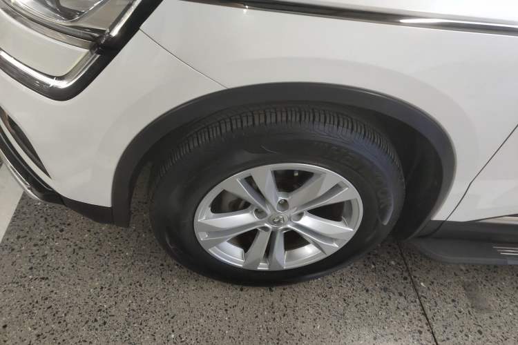 Used Renault Koleos 2017 2.0L Two-Wheel Drive Comfort Edition
