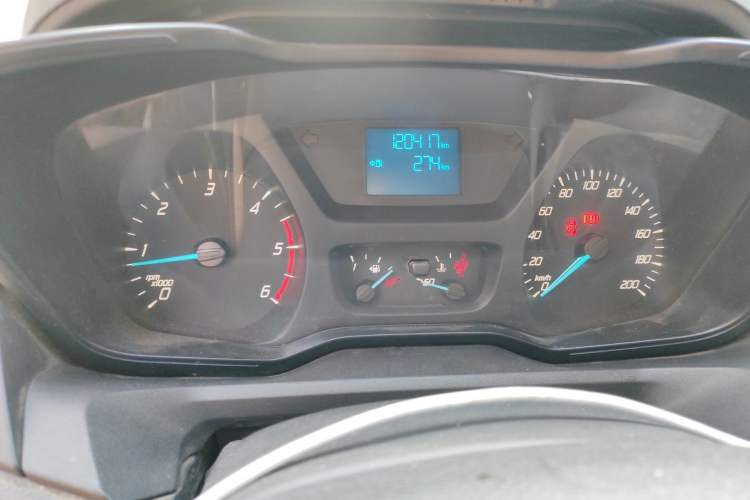 Used Ford Transit 2019 2.0T Diesel Multi-Purpose Commercial Vehicle Short Wheelbase Low Roof 6-Seater China VI Standard